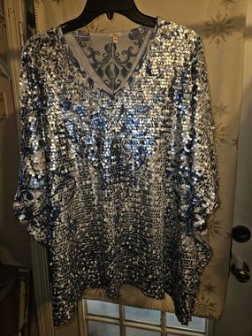 Sequined V-Neck Women's Top in Silver and Blue